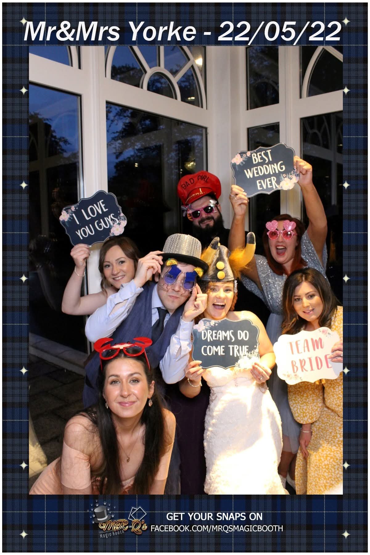 Photo Booth Hire in Scotland 2026 Guide | Authentic Wedding & Event Booths